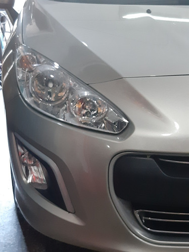 Peugeot 308 1.6 Active 2014