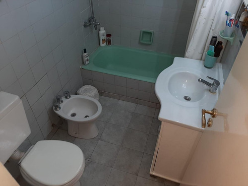 Imagen 17 de 21 de Parque Avellaneda - Departamento De 3 Ambientes - Frente - 67 M2 - X Escalera 1º Piso