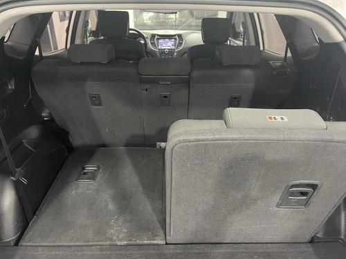 Imagen 10 de 12 de Hyundai Santa Fe 2.4 Seguridad Automatica 7 Asientos 2016!!