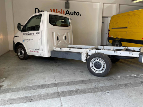 Imagen 4 de 13 de Volkswagen Transporter 2021 2.0 Chasis Cabina Mt