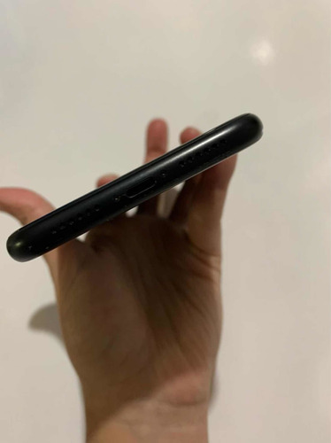 Imagem 4 de 5 de iPhone XR Semi Novo