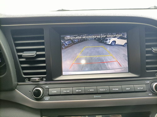 Imagen 5 de 13 de Hyundai Elantra 2018 2.0 Gls Premium At