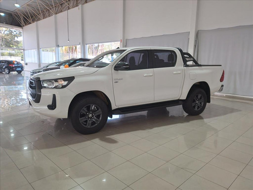 Toyota Hilux 2.7 VVT-I FLEX CD SR 4X2 AUTOMÁTICO