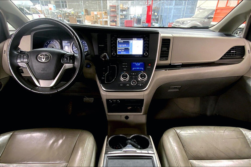 Toyota Sienna 2018