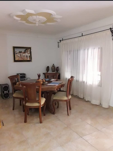 Imagen 7 de 18 de Casa Ubicada En Tucape Parte Alta. Adlz
