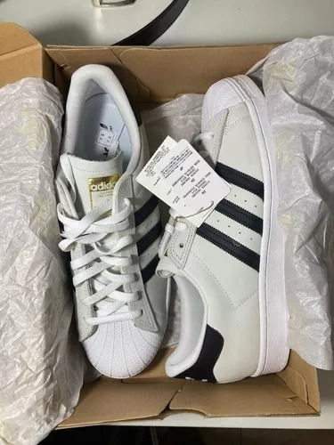 botella Línea de metal movimiento Zapatillas Adidas Superstar Hombre | MercadoLibre 📦