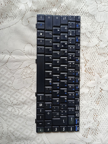 Teclado Commodore Ke / V022405bk7 Sp 100 (Usado)