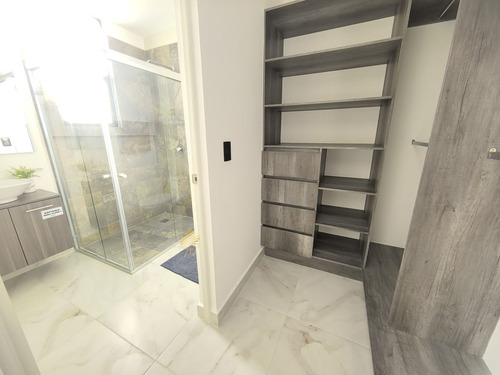 Casa Nueva En Zaru, Querétaro Moderno Con Recámara En Pb