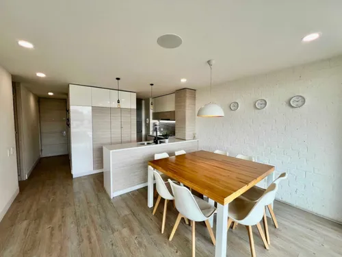 Apartamento En Arriendo En Molinos Norte. Cod A23901