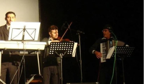Imagen 7 de 9 de Clases De Piano Quilmes Centro / Teclado / Teoría Musical
