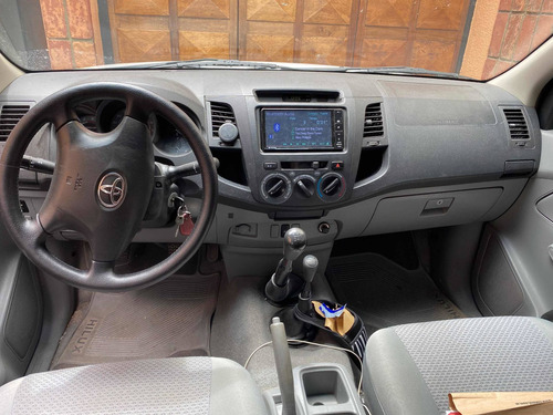 Toyota Hilux 2.5 Dx Pack Cab Doble 4x4 (2009) 2010