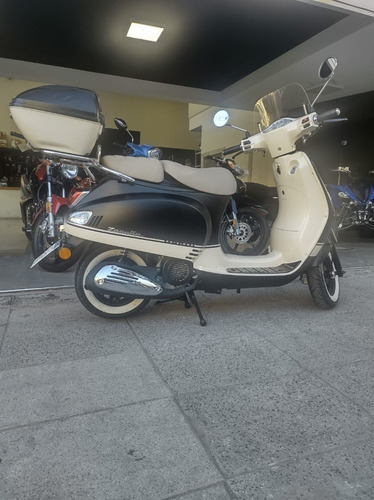 Imagen 11 de 17 de Zanella Exclusive 150 Edizone 2021 Solo 70 Km Oportunidad!