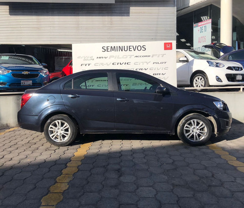 Imagen 4 de 15 de Chevrolet Sonic 2016 1.6 Lt Mt