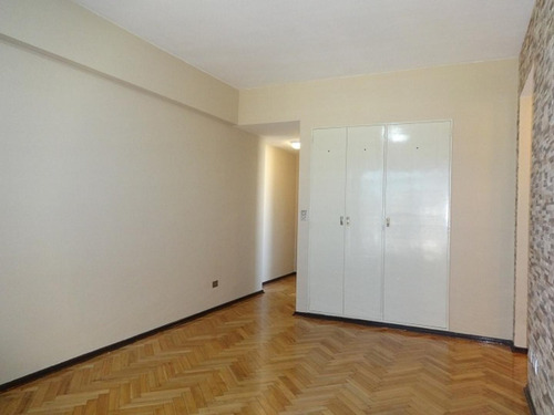 Imagen 6 de 15 de ¡hermoso 2 Ambientes Con Gran Vista En Caballito!