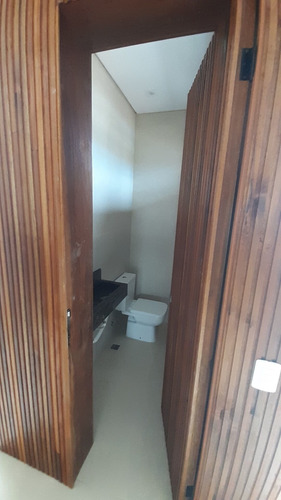 Imagem 10 de 21 de Casa À Venda No Bairro Ferraz - Garopaba/sc - Kv826