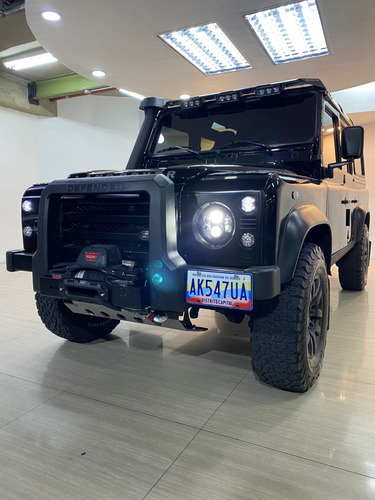 Land Rover Defender 2004 Hd*