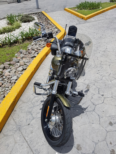 Street Bob 2016 Verde Con Accesorios