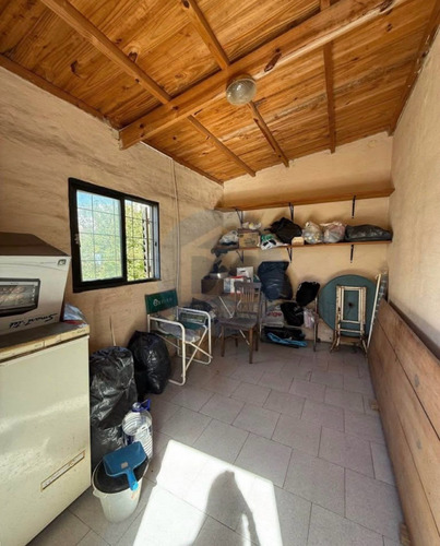 Casa De 2 Dormitorios En Calle Vistalli Y Pasaje N°3, Tandil