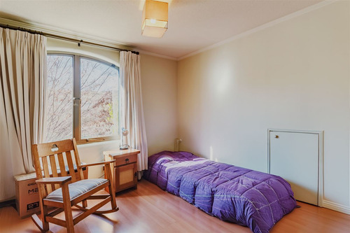Casa En Venta De 4 Dorm. Pie Andino. Lo Barnechea