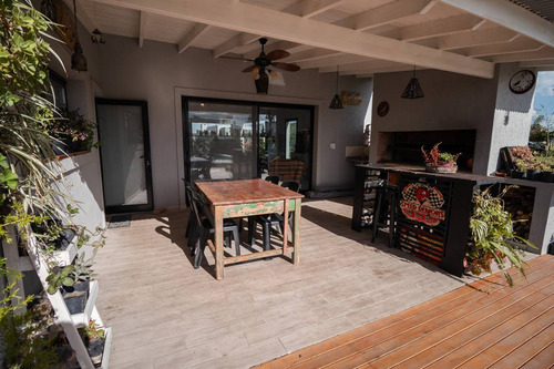 Imagen 17 de 30 de Venta De Casa En Pilar