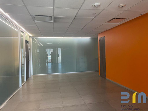 Oficina En Venta En Interlomas. Terraz