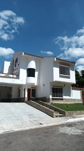 Casa En Venta Altos De   Prebo  (conjunto Cerrado)  Dr