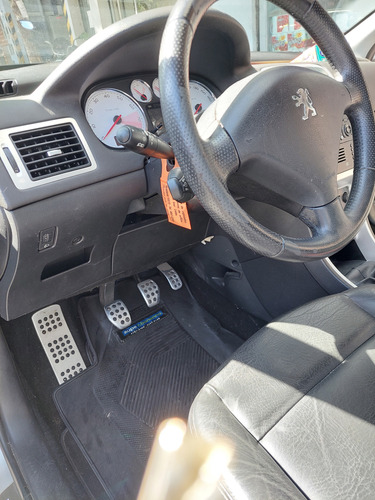 Peugeot 307 2.0 Sedan Xs Premium 143cv