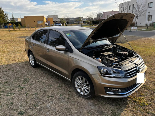 Imagen 7 de 8 de Volkswagen Polo Comfortline 1.6 Triptonic