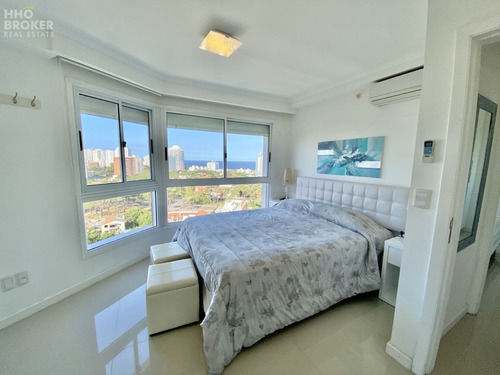 Imagen 9 de 26 de Apartamento En Venta De 3 Dormitorios Terraza Con Parrillero Propio Playa Mansa - Punta Del Este Mansa