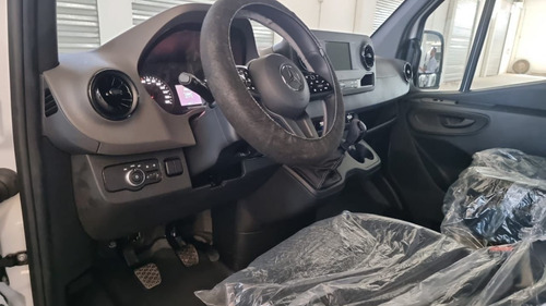 Imagen 8 de 8 de Mercedes Benz Sprinter 416 2022 0km 4 + 1