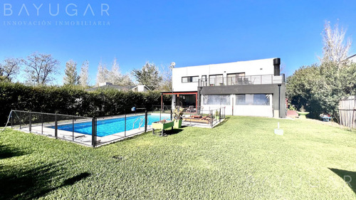 Imagen 21 de 30 de Venta - Casa En Barrio Privado Sausalito - Acepta Propiedad Parte De Pago - Bayugar Negocios Inmobiliarios