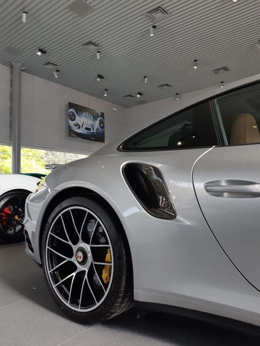 Imagen 14 de 15 de Porsche 911 Turbo S