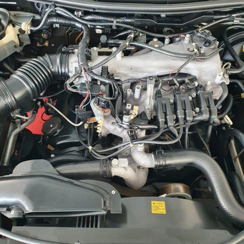 Imagem 10 de 12 de L-200 Triton Hpe 3.5 V6 4x4 Aut. Flex