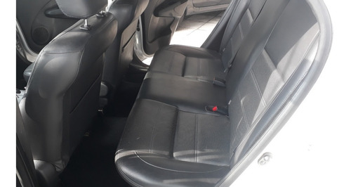 Imagem 8 de 9 de Toyota Etios Sedan Platinun 1.5 Aut 2018 Prata