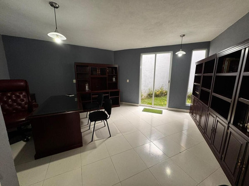 Casa En Renta A 2 Cuadras Del Andador Eclesiástico