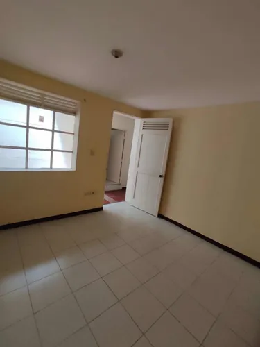 4 Habitaciones 3 Baños