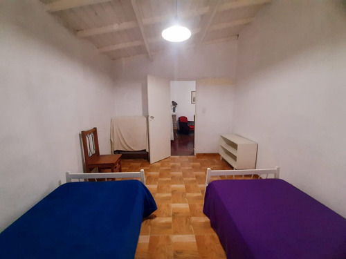 Venta Casa 4 Ambientes Y Amplio Parque Copacabana