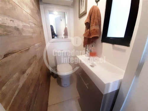 Imagen 22 de 30 de Casa En Venta De 5 Dorm. En Las Condes