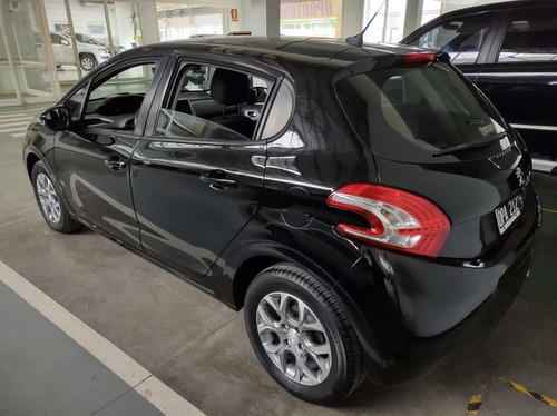 Imagen 3 de 8 de Peugeot 208 2015 1.6 Allure