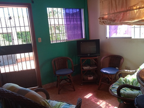 Imagen 4 de 9 de Comoda Casa En Alquiler