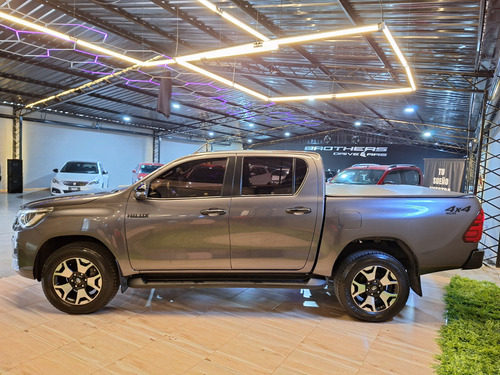 Toyota Hilux Pick-up 2.8 Cd Srx 177cv 4x4 At