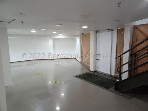 Imagen 5 de 15 de Local De 134m2 En Alquiler En El C.c. Galerias Ávila En San Bernardino / Carolina Garayburu 04123188826 / 23-11768