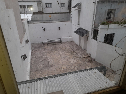 Imagen 7 de 30 de Venta Local - Catamarca 1600