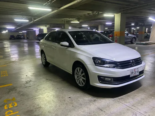 Volkswagen Vento 1.6 Highline Mt