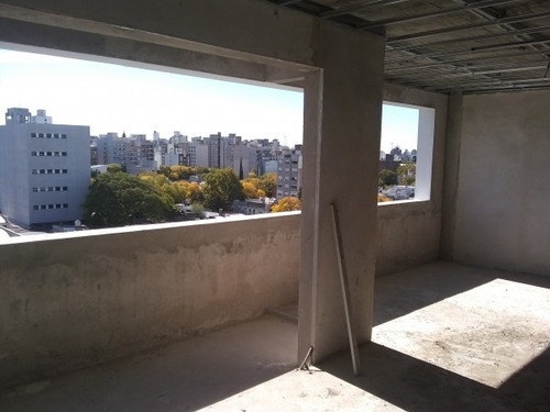 Imagen 7 de 17 de Venta. Departamento Tipo Duplex De 2 Dormitorios, Terraza Privada Y Cochera (en Construcción)