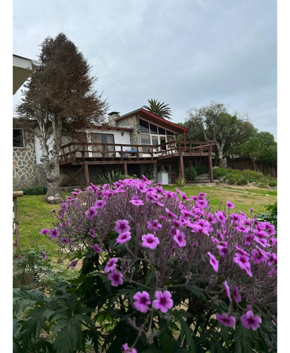 Hermosa Casa El Quisco A Cuadras De Playa Con Cabañas