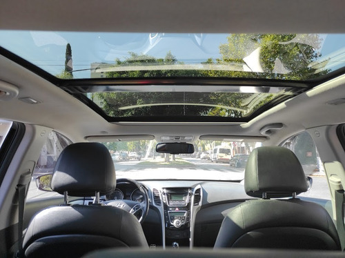 Imagen 10 de 13 de Hyundai I30 Premium 2014 Gpdevoto
