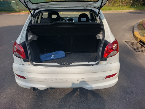 Imagen 11 de 14 de Peugeot 207 2012 1.6 Xt