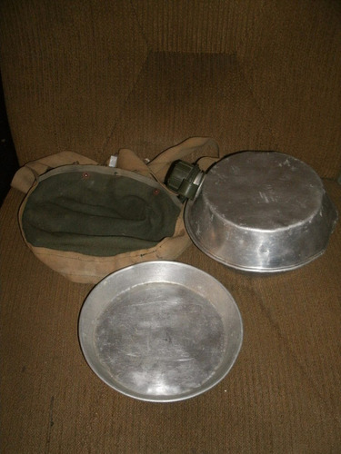 Rara Cantimplora Militar Con Plato Y Funda