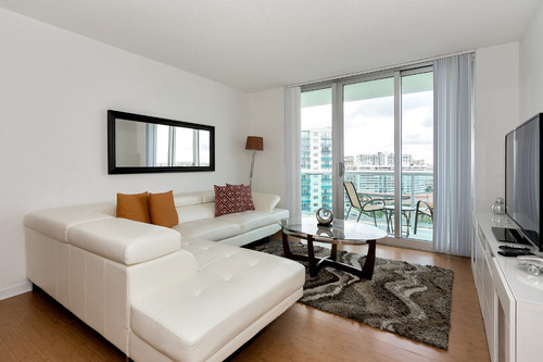 Imagen 4 de 14 de Alquiler Temporario De Departamento En Miami 6 Personas 12 V